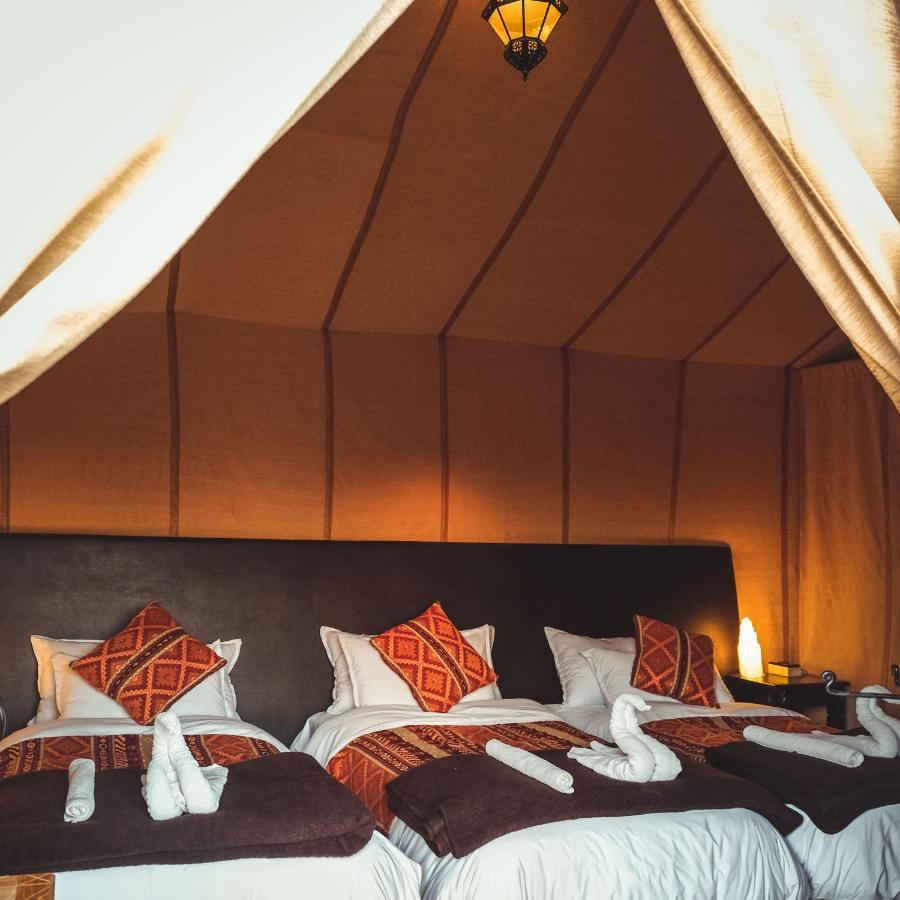 Camel Luxury Camp Bed and Breakfast Merzouga Exteriör bild