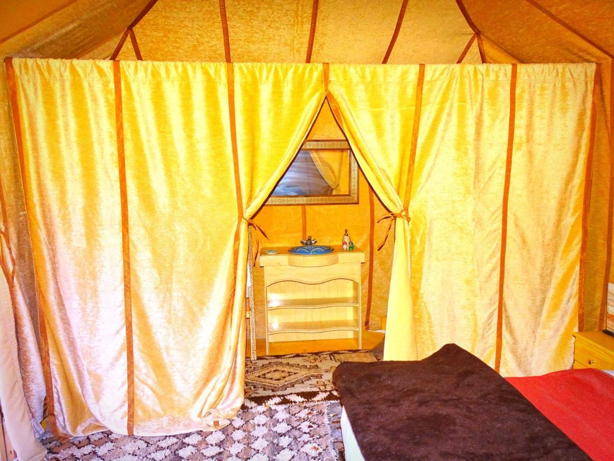 Camel Luxury Camp Bed and Breakfast Merzouga Exteriör bild