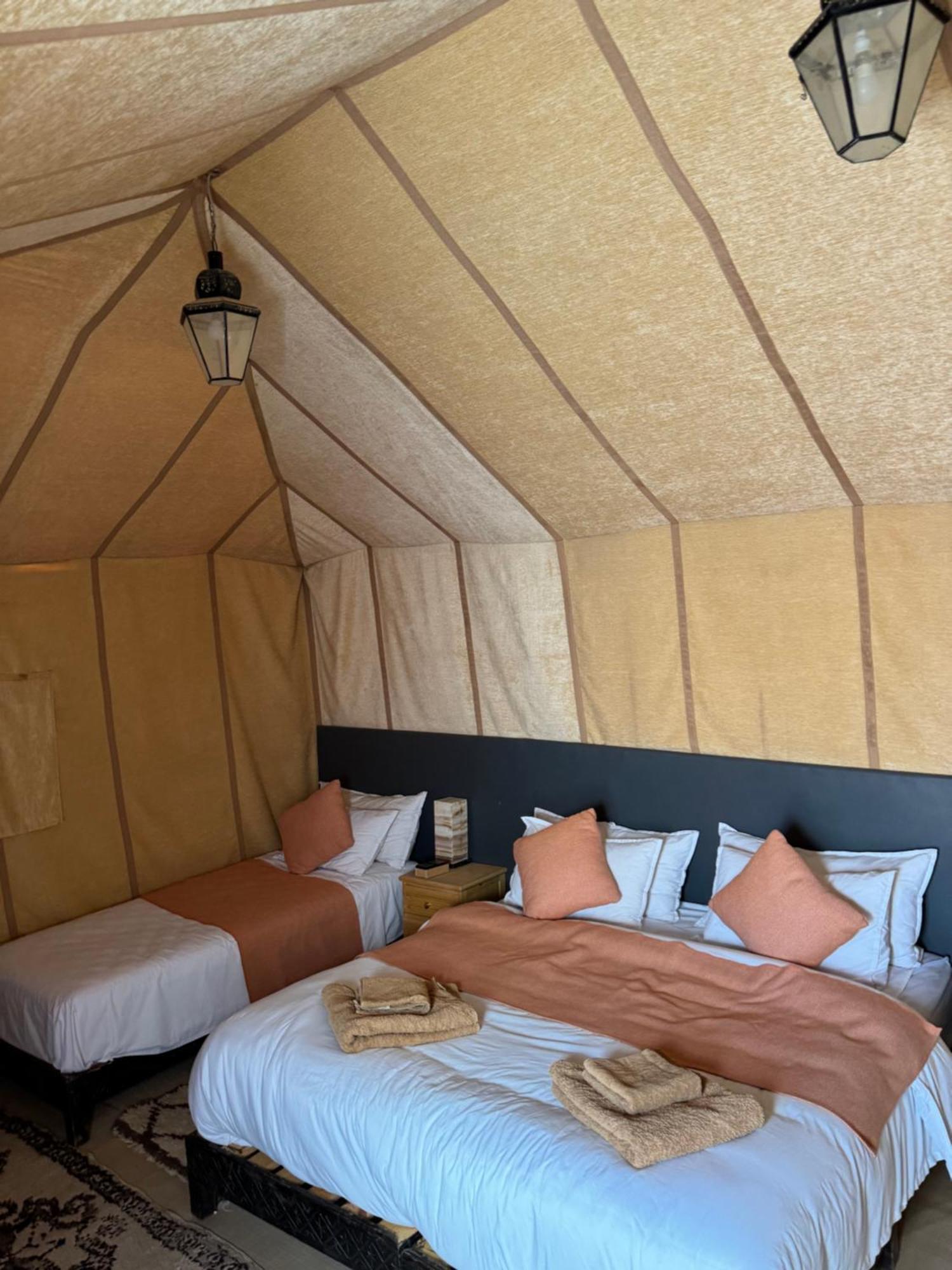 Camel Luxury Camp Bed and Breakfast Merzouga Exteriör bild