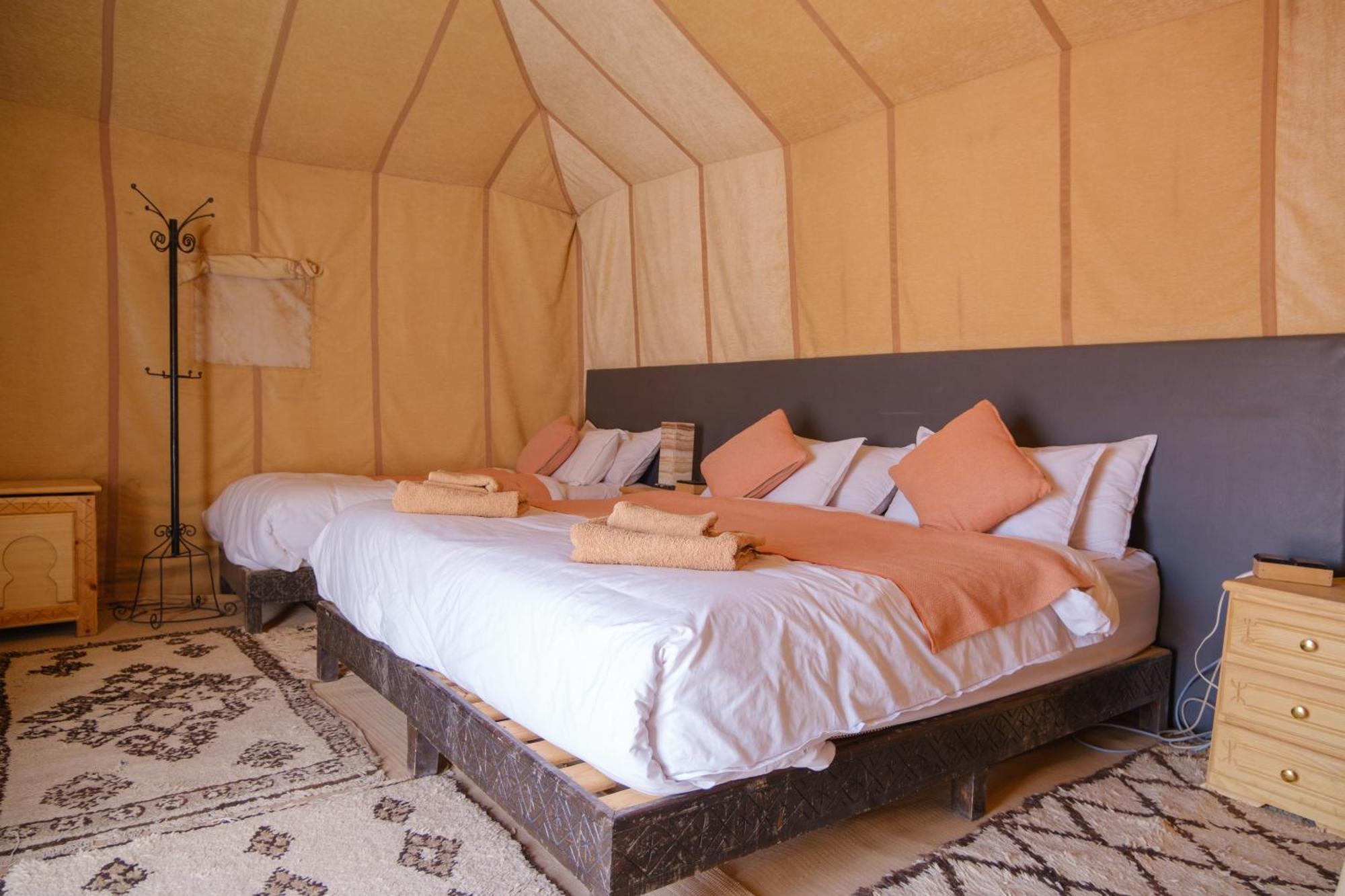 Camel Luxury Camp Bed and Breakfast Merzouga Exteriör bild